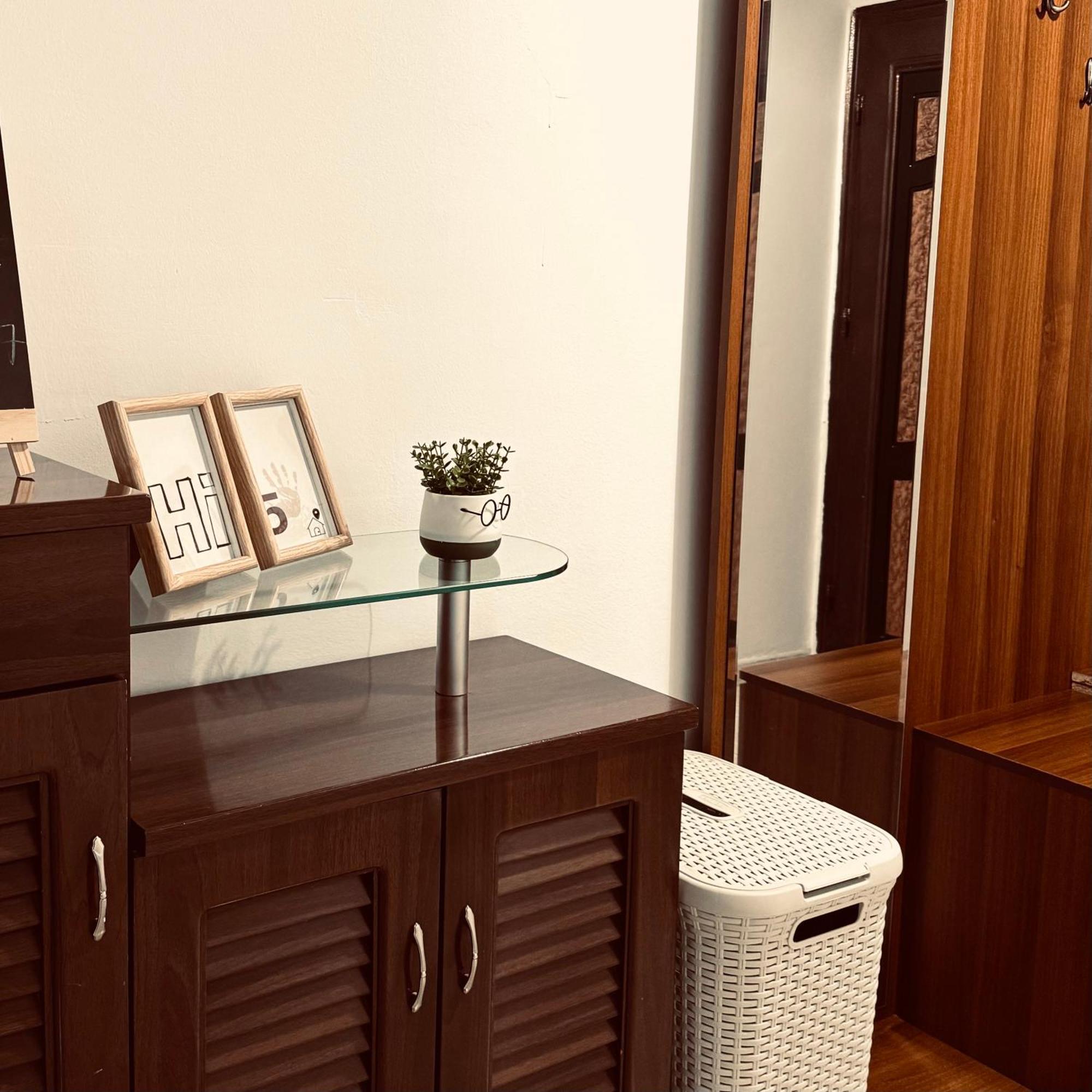 Hi5 Rooms Тирана Экстерьер фото